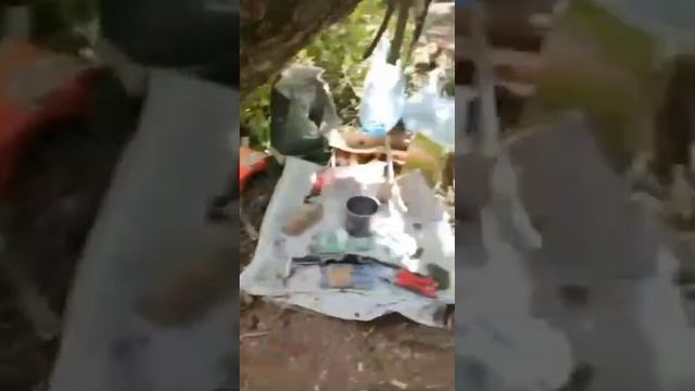 Прямое попадание от российской артиллерии по позициям украинских военных. смотреть онлайн