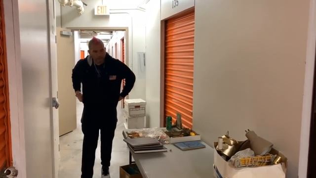 He PASSED AWAY $50 jackpot PART 2 I bought an abandoned storage unit and found this смотреть онлайн