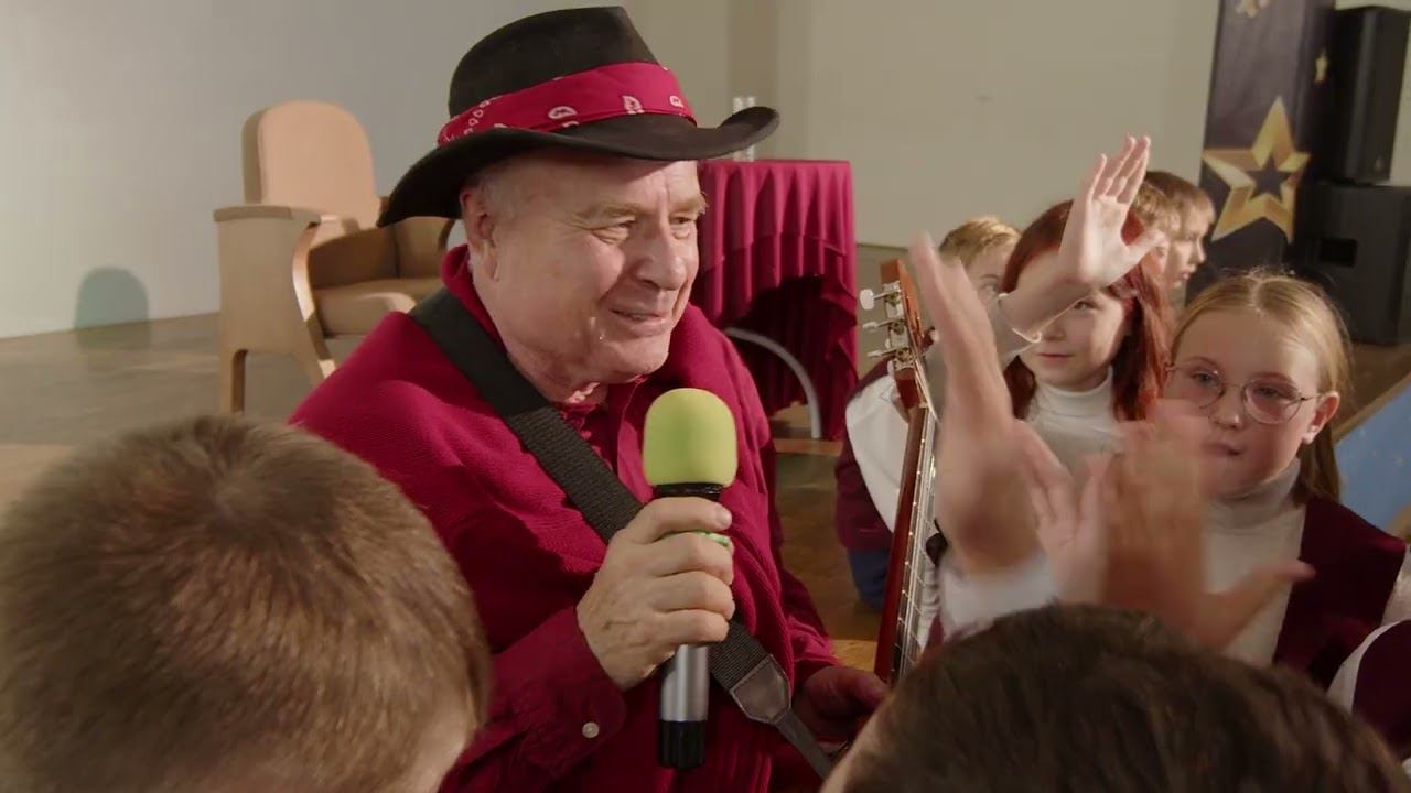 Григорий Гладков в  гимназии  №5 в Чебоксарах