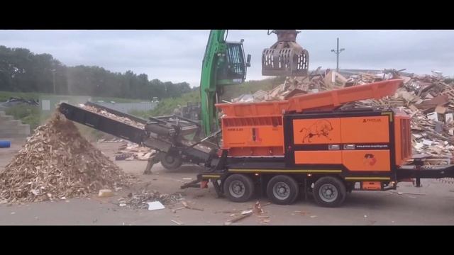 Измельчитель PRONAR Переработка коммунальных отходов, ТБО, утилизация древесины, измельчение пней