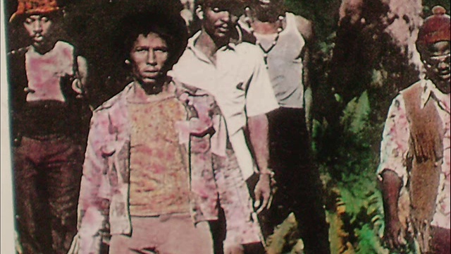 BOB MARLEY & THE WAILERS - NO WOMAN NO CRY смотреть онлайн