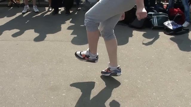 "Промо акция от сетей ресторана Две палочки" wOLFeR Screen смотреть онлайн