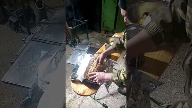 Рождественская утка 2021 в русской печи столярного цеха . смотреть онлайн