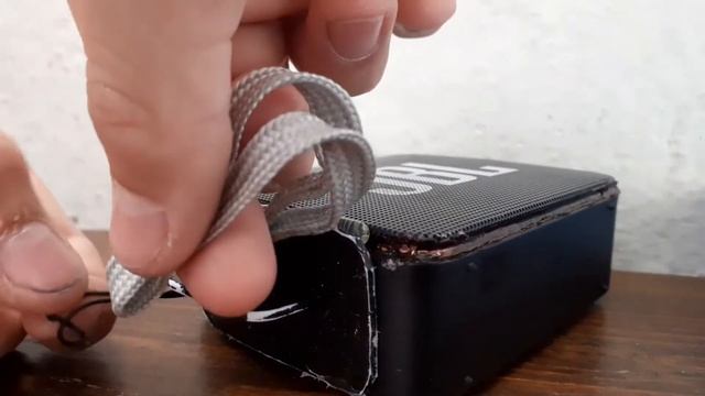 Как сделать ремешок на колонку JBL Go 2 способа 2 часть смотреть онлайн