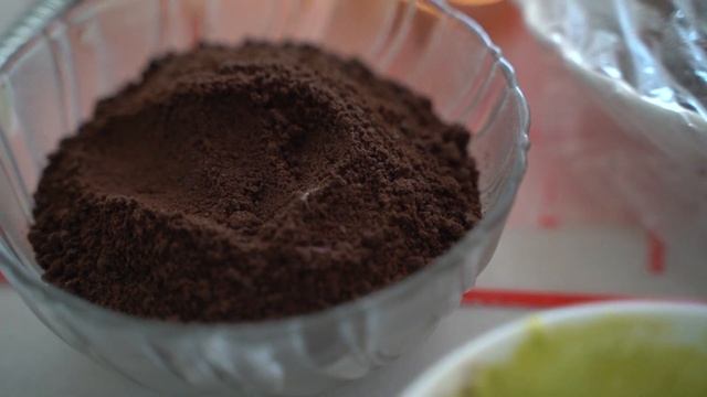 Талантливая девушка из Китая готовит более 30 видов «необычных» лунных пряников смотреть онлайн