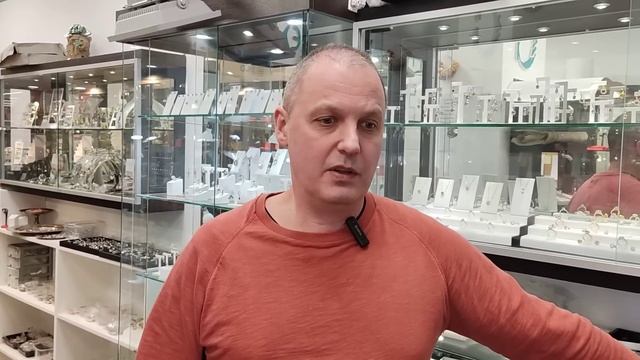 Драгоценны ли драгоценные камни? Как обманывают трейдеры. Стоит ли инвестировать в бриллианты? смотреть онлайн