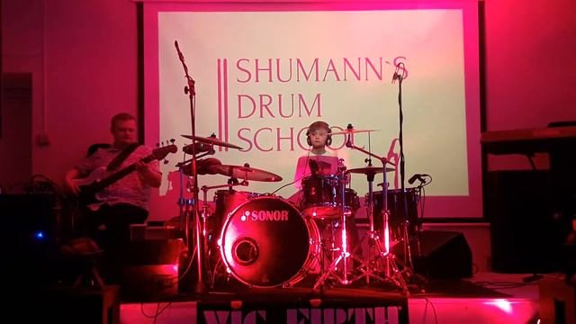 Отчетный концерт SHUMANN's DRUM SCHOOL / Drum kit / ПАВЕЛ Степанчиков 8 лет смотреть онлайн