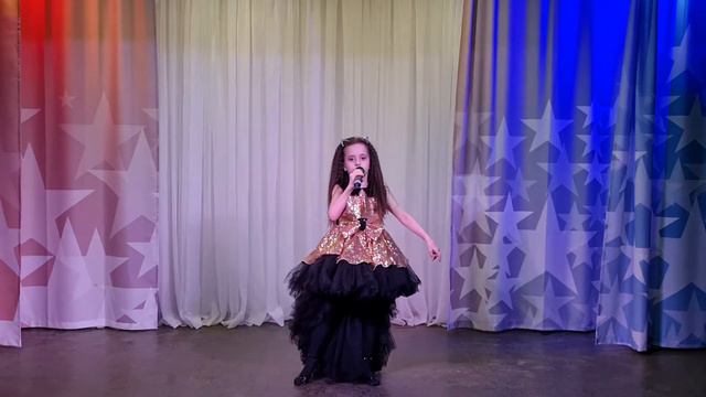 Дина " Мама первое слово" смотреть онлайн