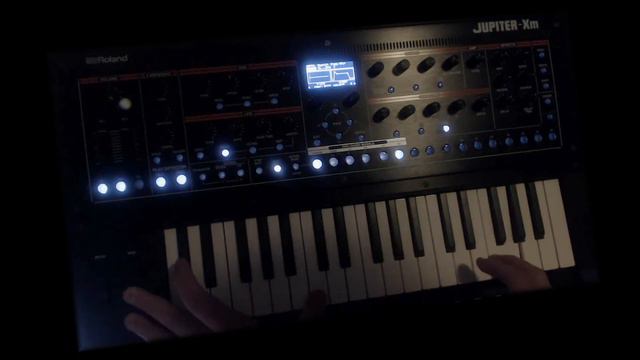 Marc JX8P - Jupiter Xm - Demo - Part 1: A Few Sounds... смотреть онлайн