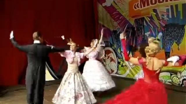 Ансамбль бального танца "Балы России " смотреть онлайн