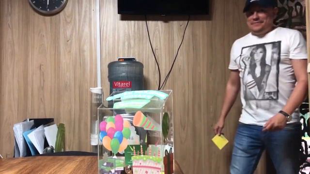 Поздравительное видео директору московского филиала компании ГрузовчикоФ смотреть онлайн