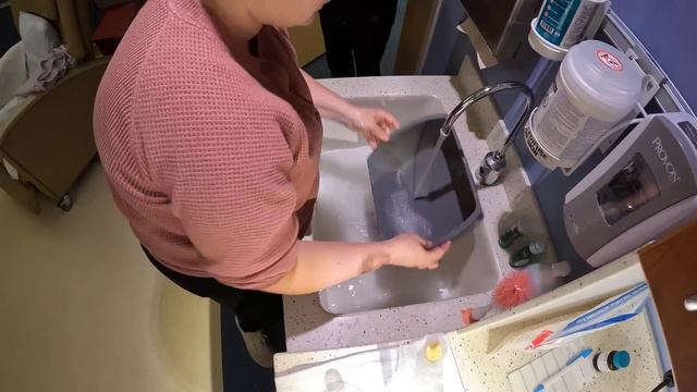 Spend the Day With Me as a NICU Mom смотреть онлайн