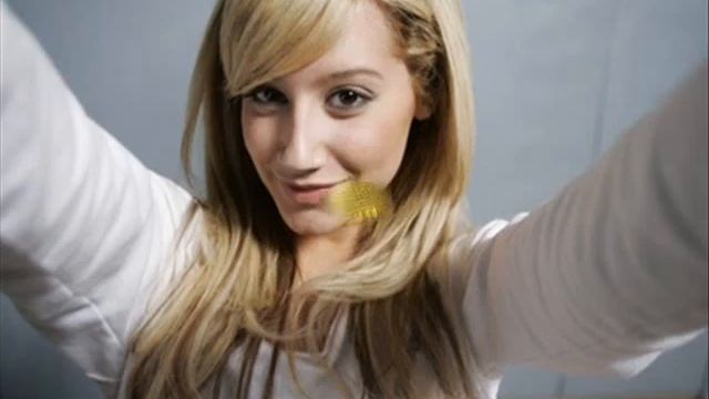 Ashley Tisdale Photoshop
