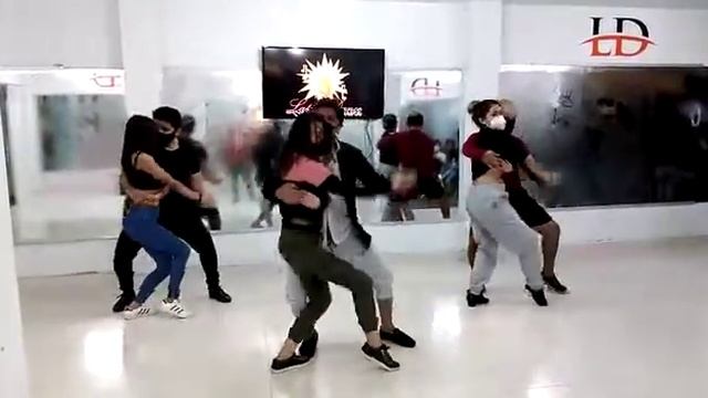 Tatoo - Bachata смотреть онлайн