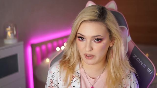 БЬЮТИ СПОЙЛЕРЫ: от гламурных 00-х до эстетики "Слово Пацана" ? BEAUTY BOMB и Марина Luxious? смотреть онлайн