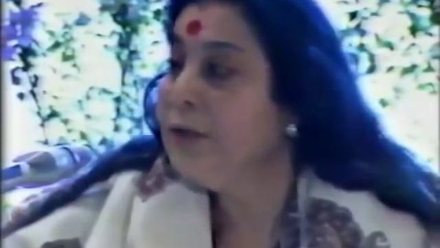 Guru Puja 1984 Shri Mataji