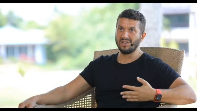 Как нас программируют с детства. Артур Сита раскрывает секреты счастья. Потребитель = Раб. смотреть онлайн