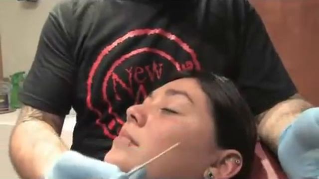 How to Get Rid of Eyebrow Piercing Scars смотреть онлайн