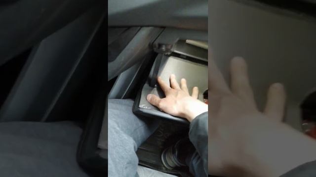 Косяк Весты скрип и шум бардачка. смотреть онлайн