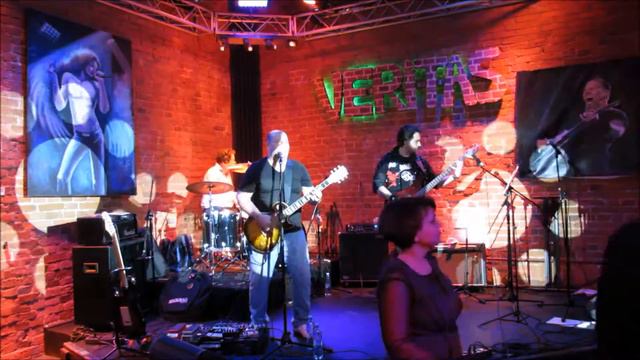 ANGRY DUCK in VINO VERITAS 23/12/2015 смотреть онлайн