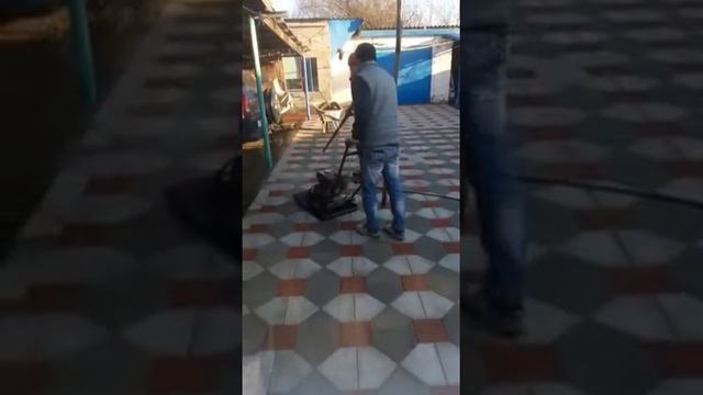 Тромбуем плитку смотреть онлайн