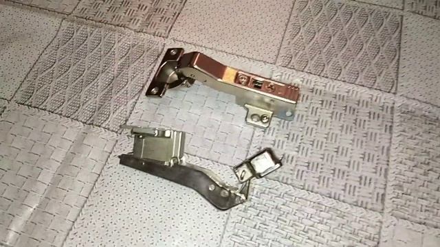 Петли мебельные Blum угловые, накладные