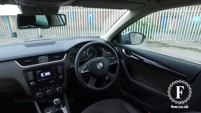 SKODA LAURIN & KLEMENT TDICR (2015) 2.0 Tdi Cr Laurin + Klement 5dr смотреть онлайн