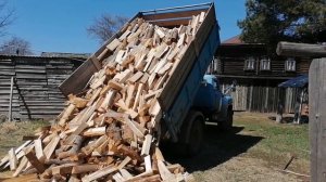 Вот так нужно возить дрова! ???✊?Газ 53 с 9 кубами дров!