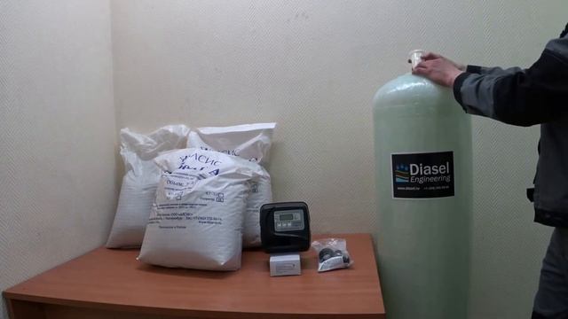 Обзор обезжелезивателя 1354 с клапаном управления Сlack смотреть онлайн