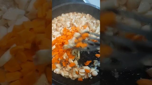 ГРИБНАЯ ЮШКА С ЛАПШОЙ#