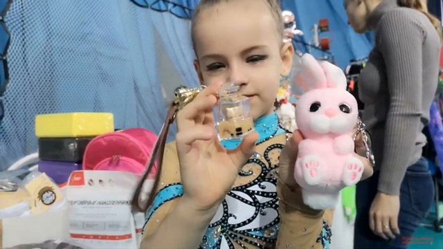 Новогодние снежинки смотреть онлайн