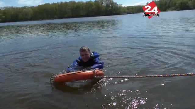 НА ДИМИТРОВГРАДСКОМ ВОДОЕМЕ СПАСЛИ УТОПАЮЩЕГО смотреть онлайн
