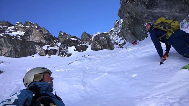 Bonneval sur Arc, couloir Exstreme Midi. 02-2014 смотреть онлайн
