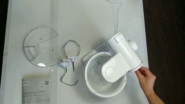 BOSCH MUM4405 : unboxing & first start смотреть онлайн