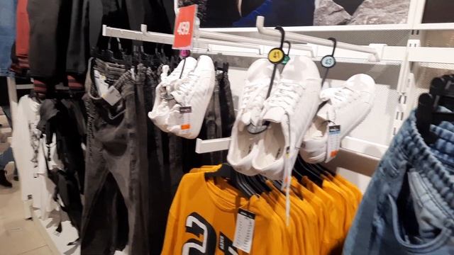 ОТКРЫЛСЯ МАГАЗИН SINSAY В НОВОЙ КАХОВКЕ / ОБЗОР МАГАЗИНА / ЦЕНЫ НА ТОВАР / ДОРОГО - ДЕШЁВО? смотреть онлайн