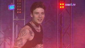 XOLIDAYBOY – Чёрное вино | Шоу Вечерний лайк