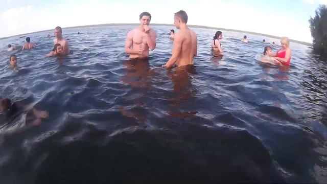 Как посоны купаться ездили смотреть онлайн