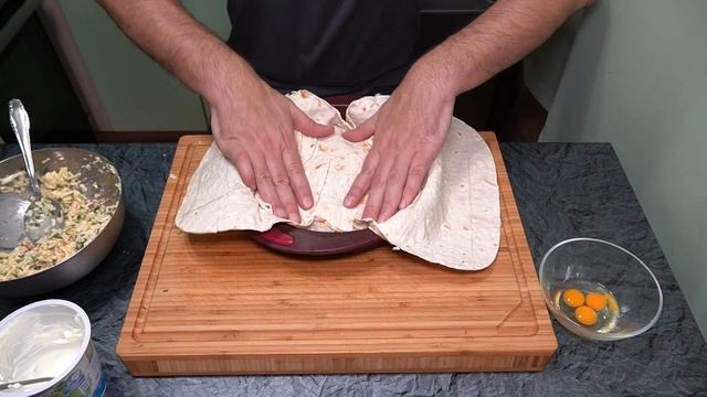 Пирог 3 сыра с беконом. Готовим за 15 минут. смотреть онлайн