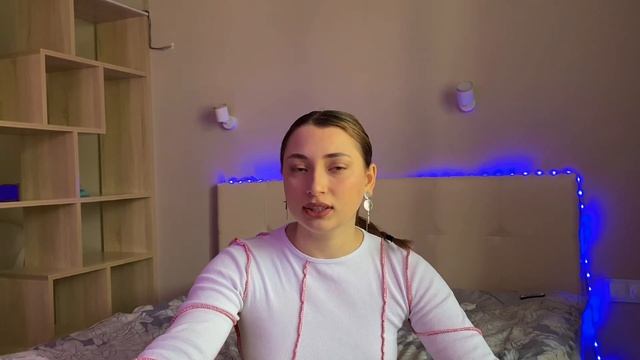 СКОЛЬКО СТОИТ ЖИТЬ В ПИТЕРЕ? сколько я трачу смотреть онлайн
