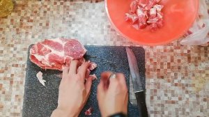 Тест ножа из хв5(алмазка) по мясу