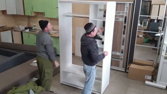 Сборка Шкафа-Купе. Timelapse смотреть онлайн