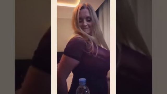 Модель с 6 размером груди? Как пресен этот мир, model with 6 breast size смотреть онлайн