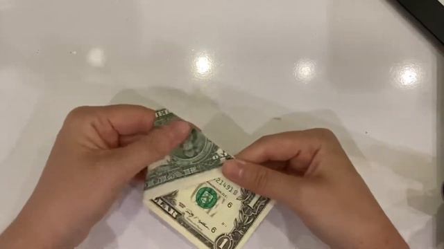 Як скласти долар трикутником ?