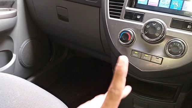 KIA CARENS 2 2003 MANUAL MPV 7 SEATERS TERBAIK DAN TERMURAH DIKELASNYA
