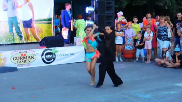 Алёна и Эрик самба смотреть онлайн