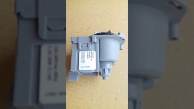 Насос (помпа) Askoll для стиральных машин Bosch MAXX4 и Siemens смотреть онлайн