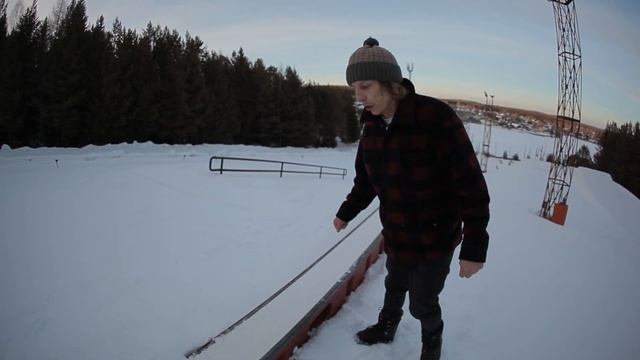 СНОУБОРД ОБУЧАЛКА ДЖИББИНГ. GRINDBOX ДЛЯ НОВИЧКОВ смотреть онлайн