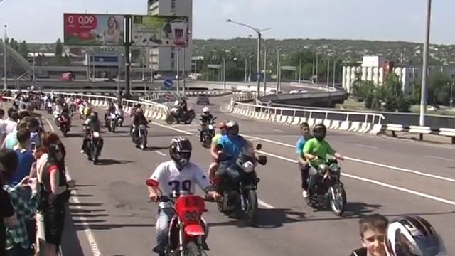 Луганск. Открытие байкерского сезона 2014 смотреть онлайн