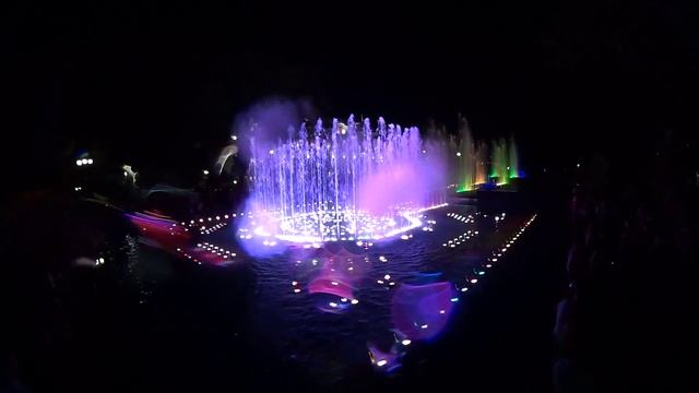 Sony Action Cam HDR-AS20...Ночью у фонтанов. г.Краснодар. смотреть онлайн