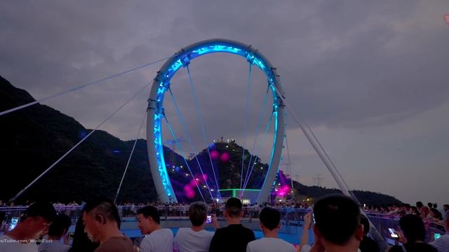 Walking On Guangdong’s Highest Sky Corridor Waterfall Walkway | Qingyuan, China | 4K HDR | 清远 | 黄腾峡
